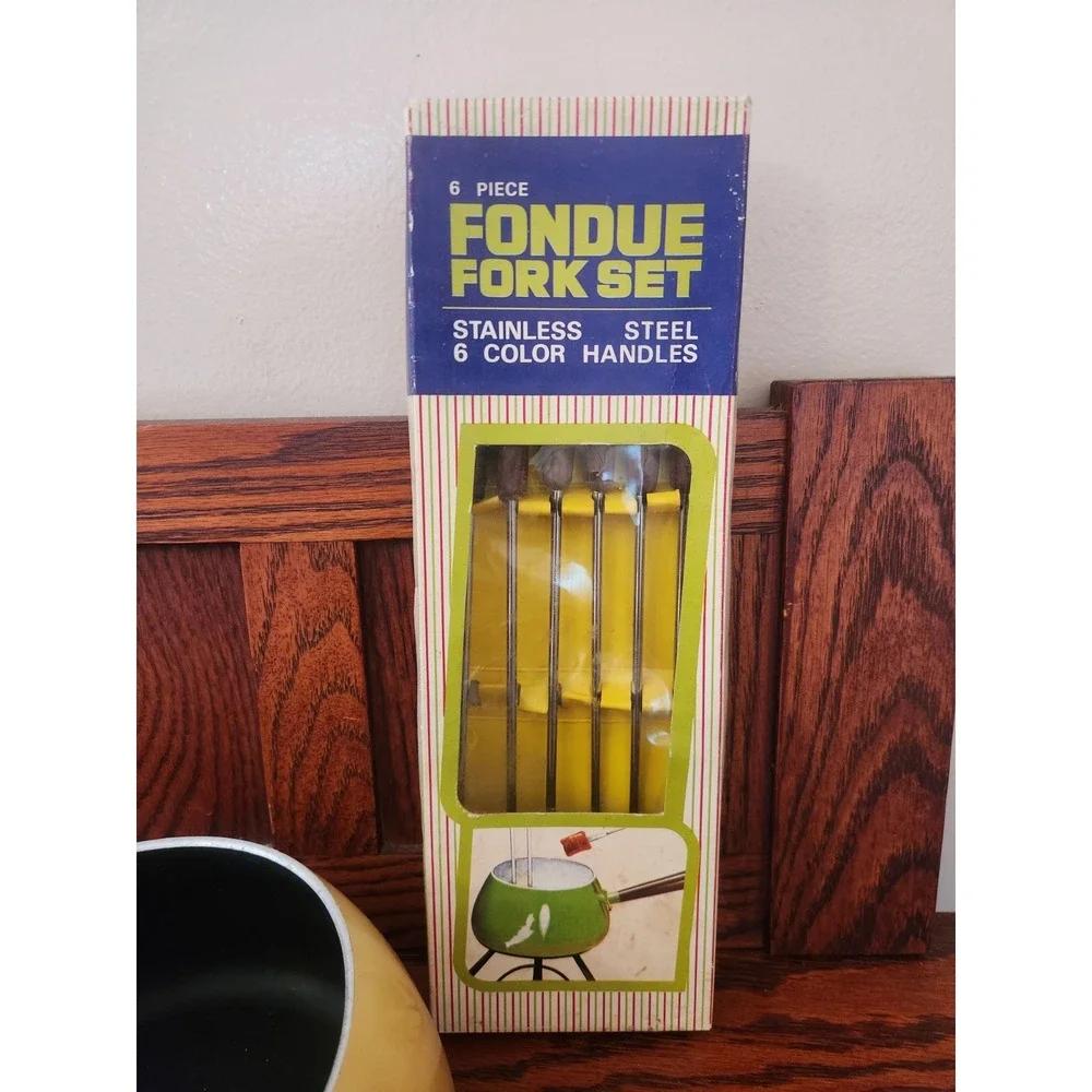 Vintage Oster‎ Harvest Fondue Pot And Set Of Six Forks MCM